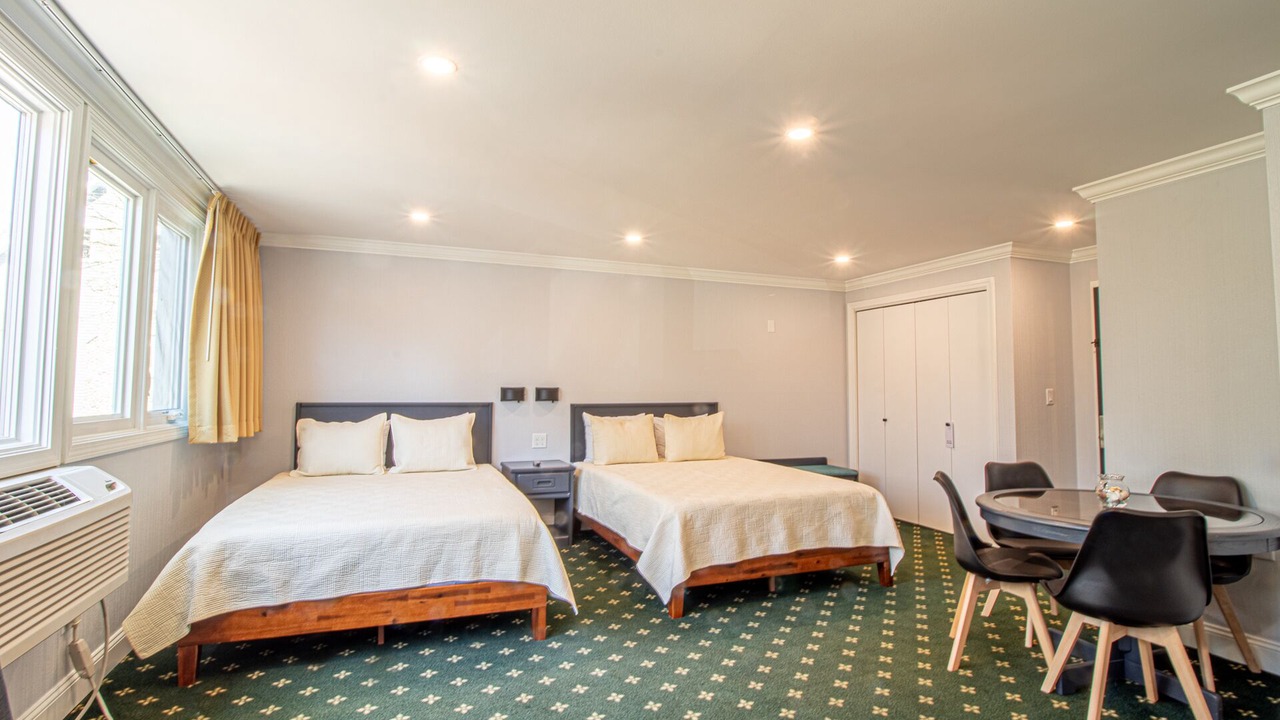 Photo of Others in Niantic