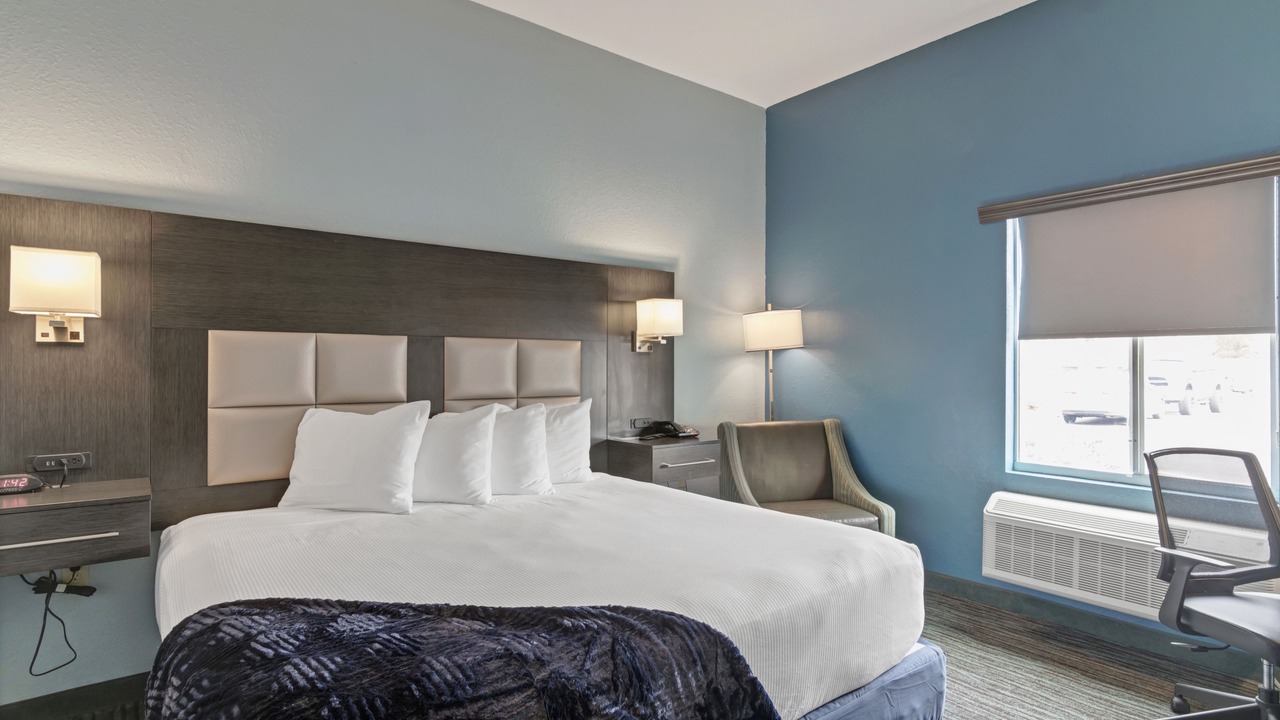 Photo of Bedroom in Garden City