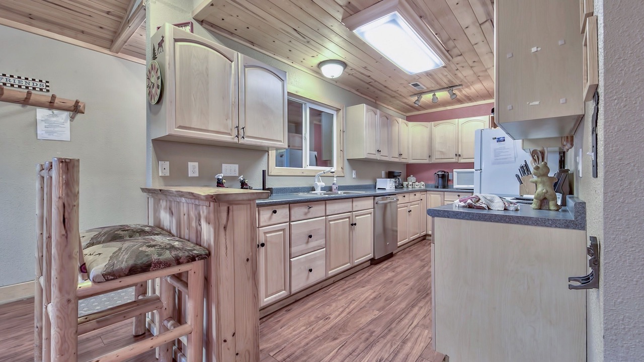 Photo of Kitchen in North Upper Truckee