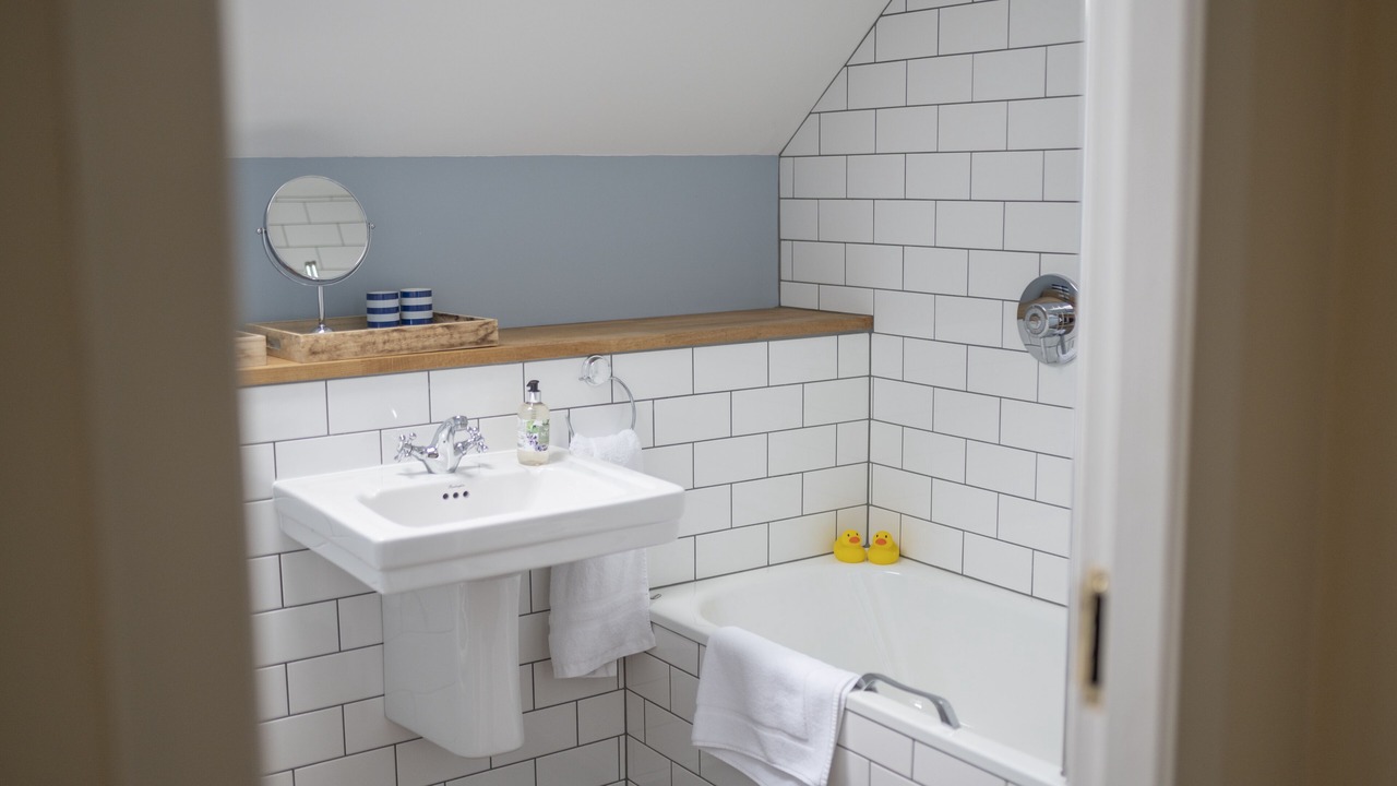 Photo of Bathroom in Old Deer