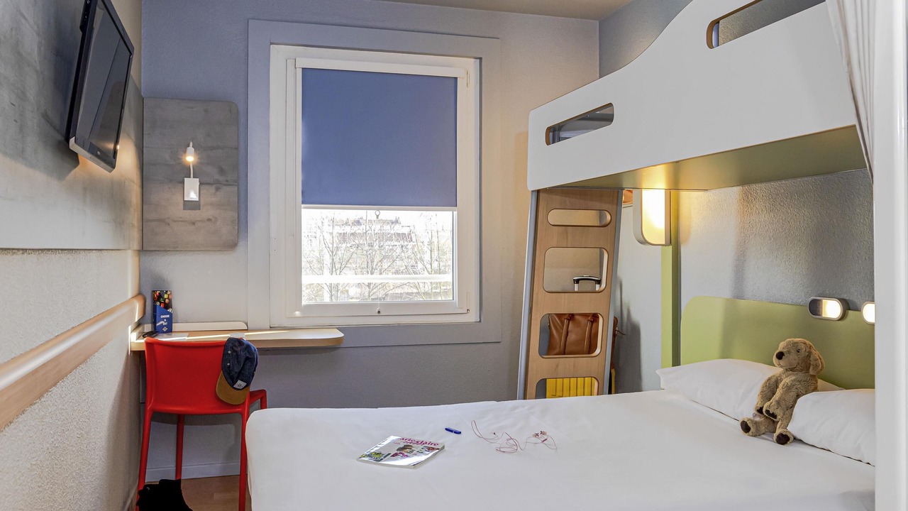 Photo of Bedroom in Vanves