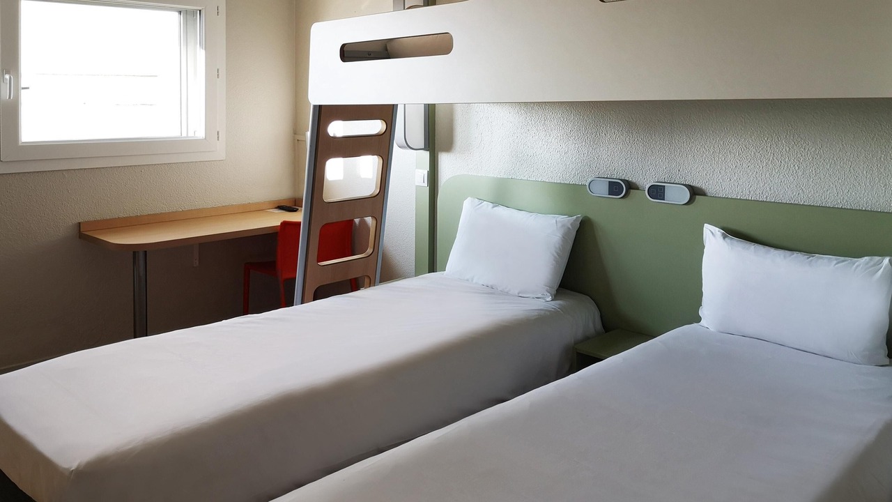 Photo of Bedroom in Vanves