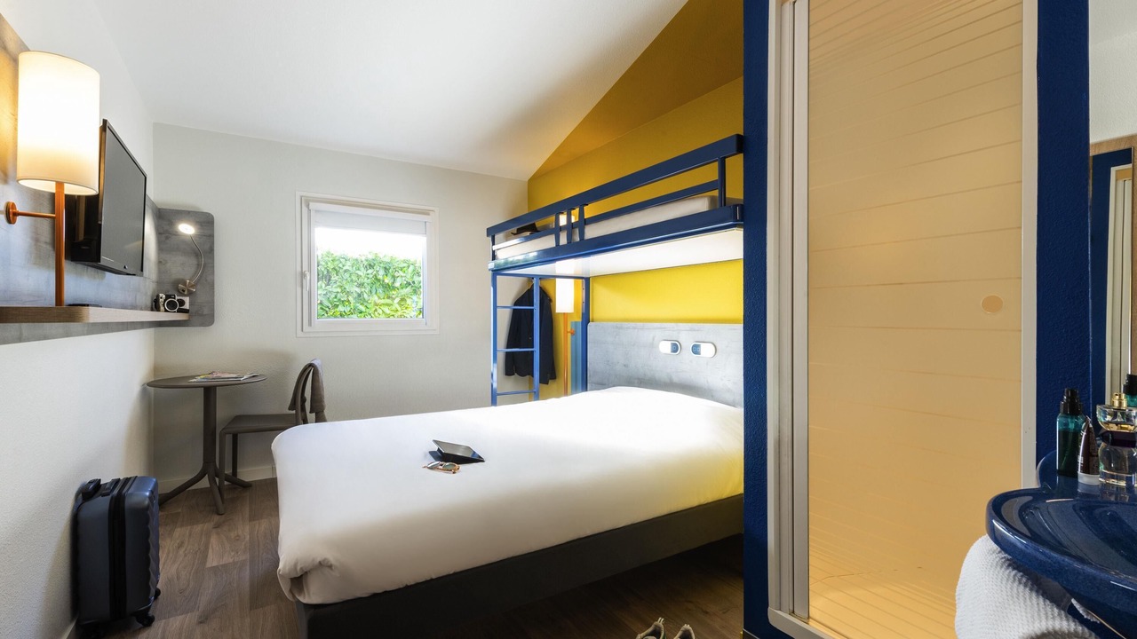 Photo of Bedroom in Nuits-Saint-Georges