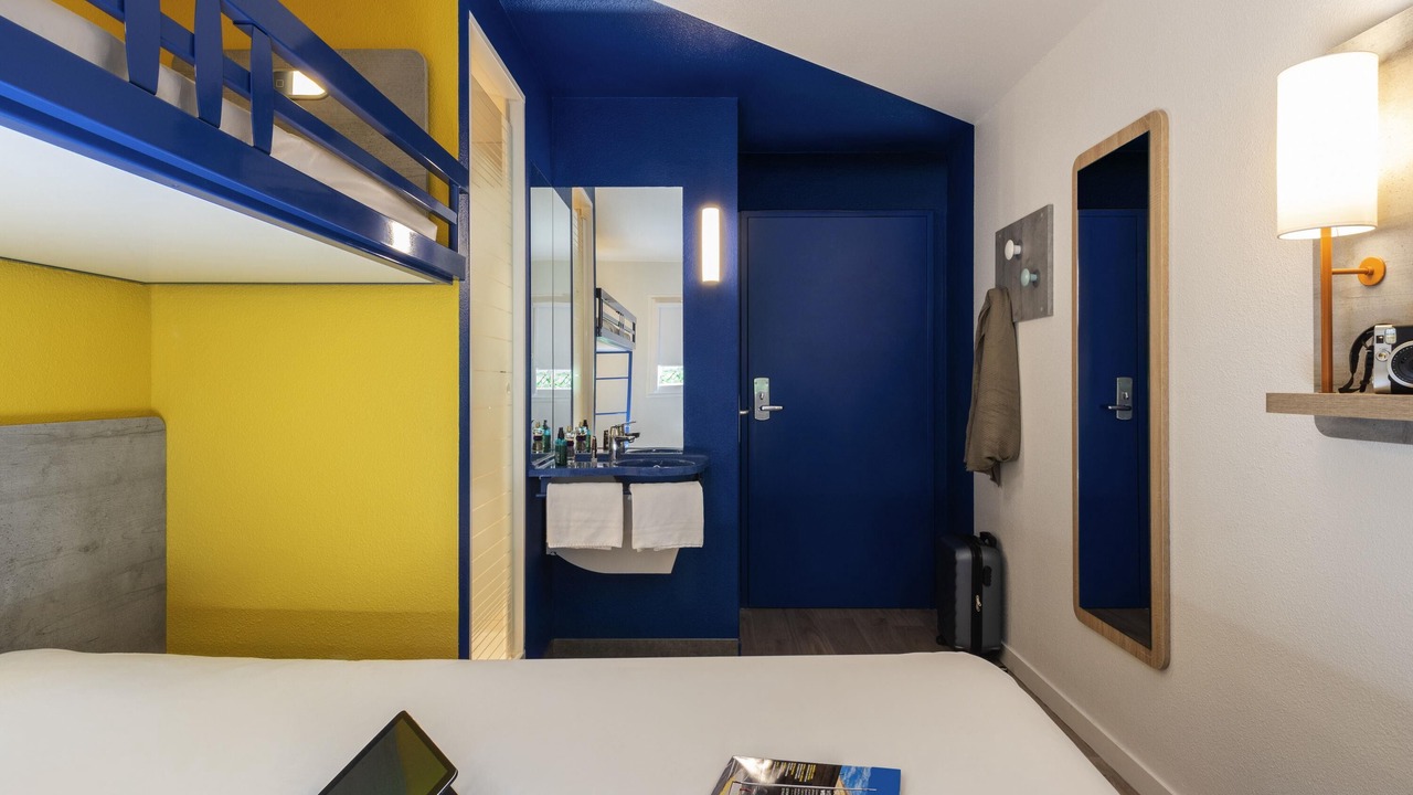 Photo of Bedroom in Nuits-Saint-Georges