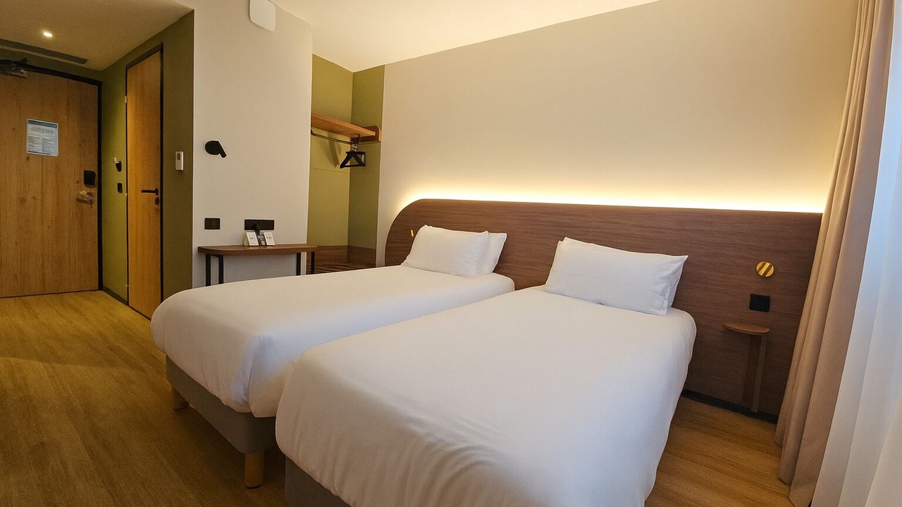 Photo of Bedroom in Saint-Cyr-sur-Mer