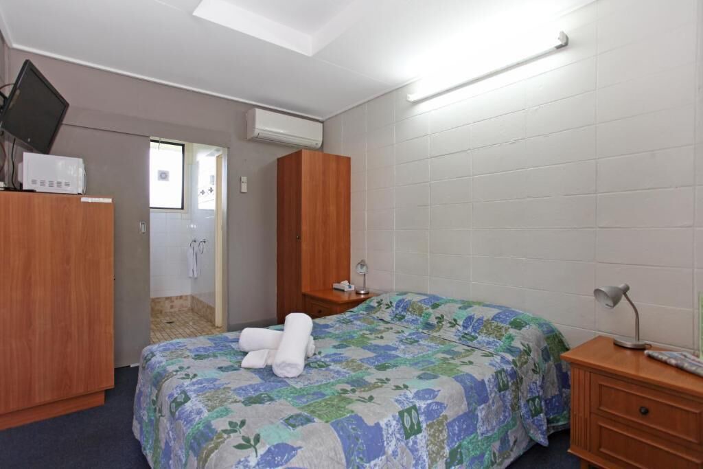 Photo of Others in Sarina