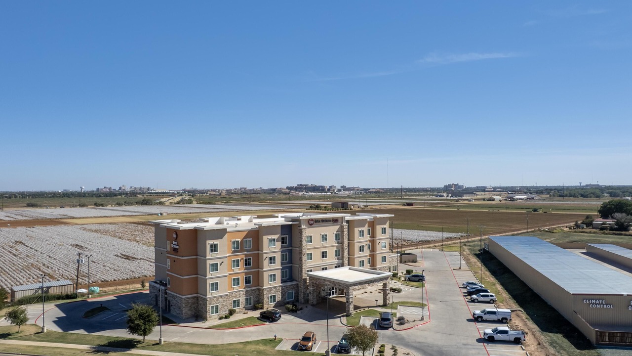 Photo of Outdoor in North by Northwest