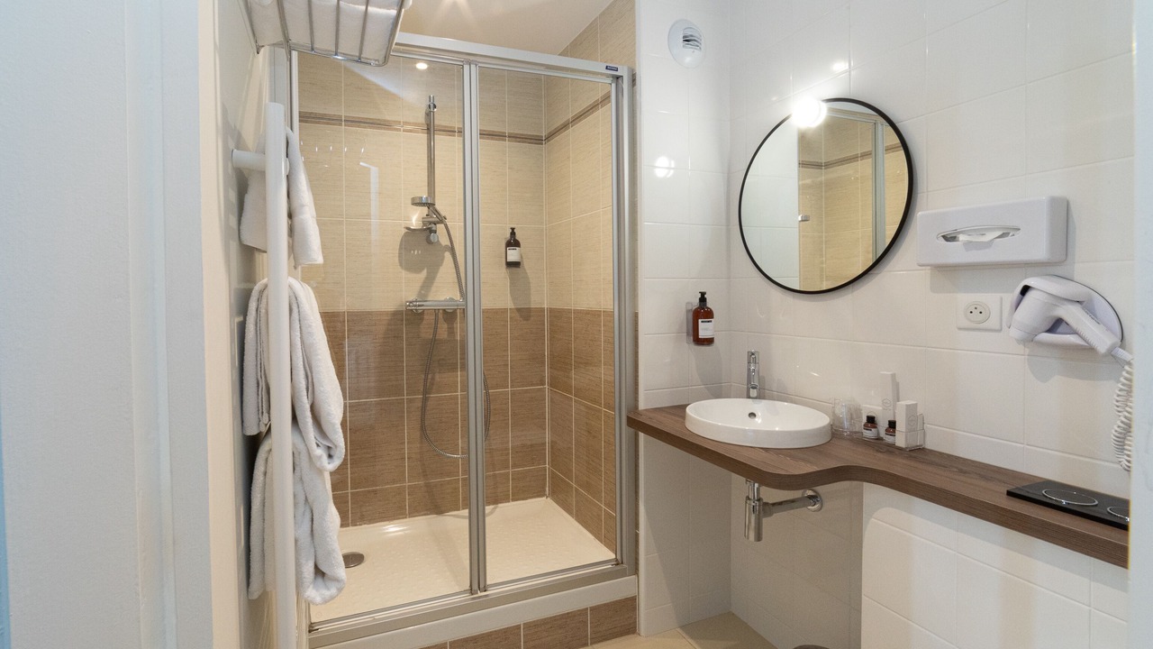 Photo of Bathroom in La Rogere