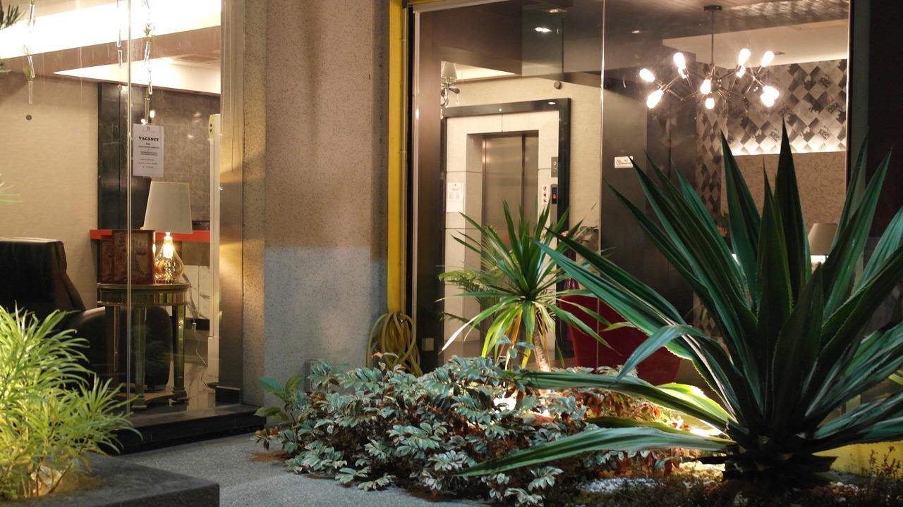 Photo of Others in Simee