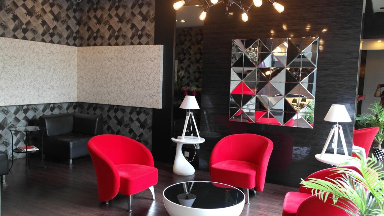 Photo of Others in Simee