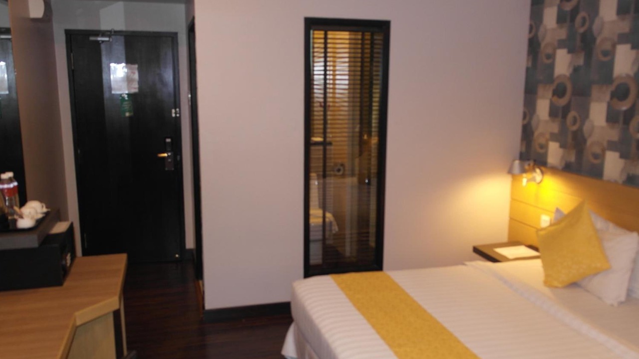 Photo of Others in Simee