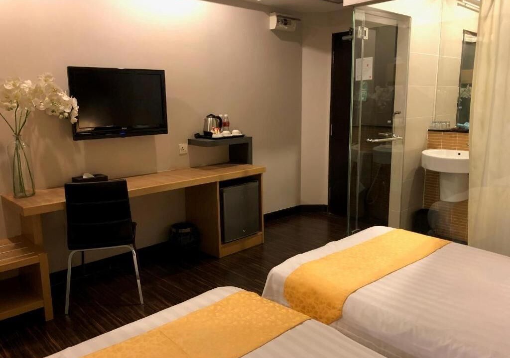 Photo of Others in Simee