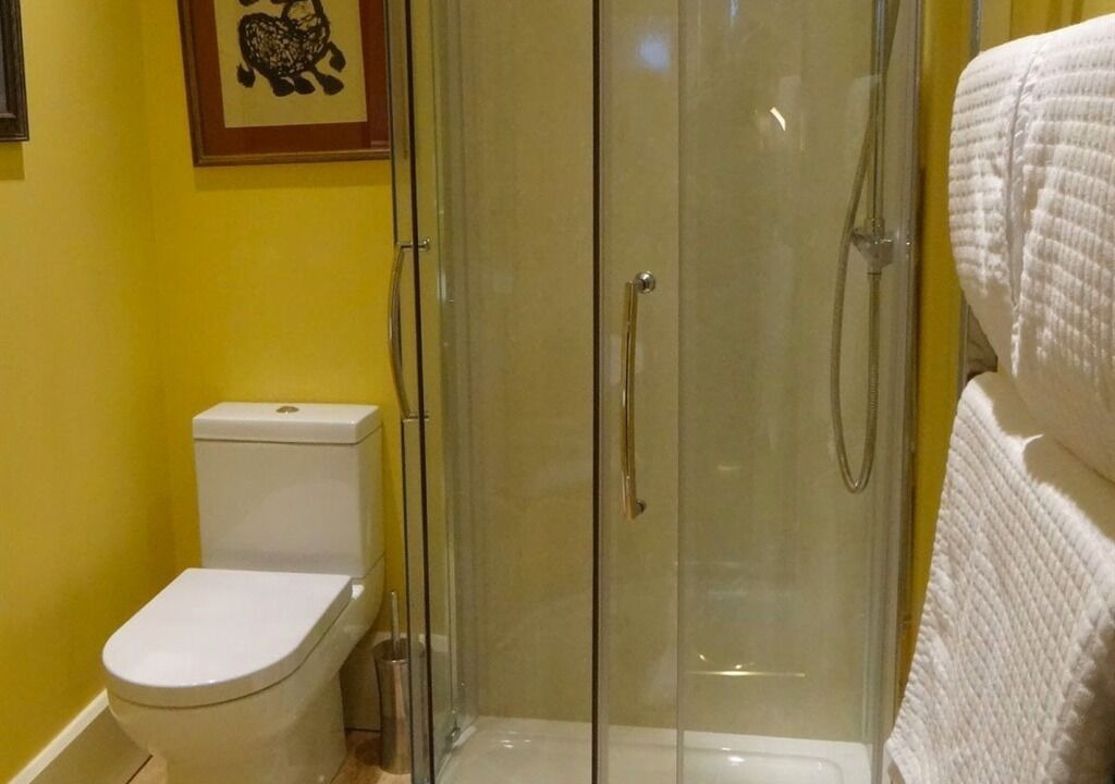 Photo of Bathroom in Lower Heyford