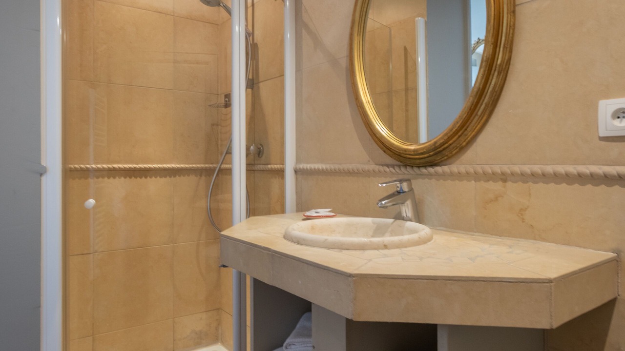 Photo of Bathroom in Bourges