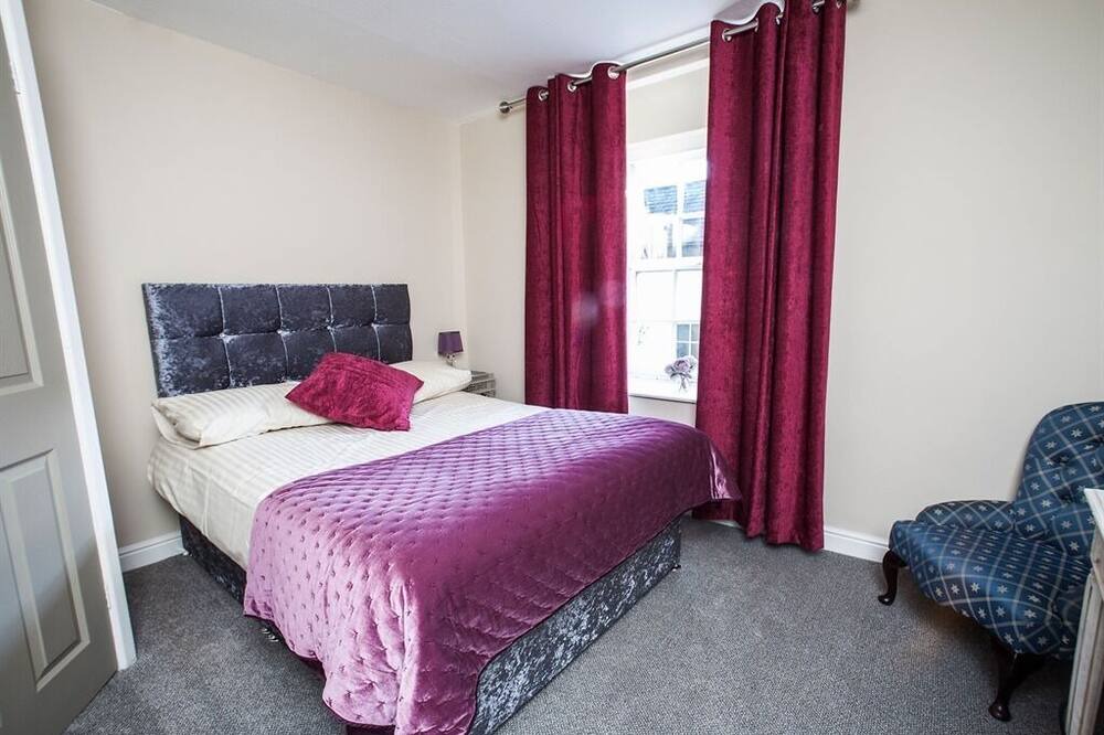 Photo of Bedroom in Chepstow