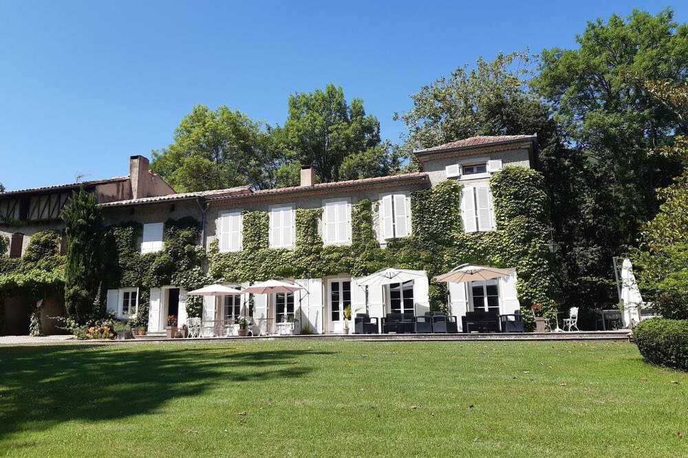 Photo of Outdoor in Saint-Jean-dAigues-Vives