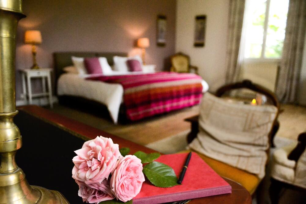 Photo of Bedroom in Saint-Jean-dAigues-Vives