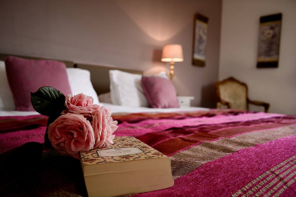 Photo of Bedroom in Saint-Jean-dAigues-Vives