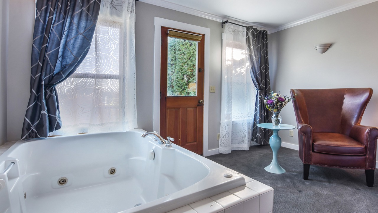 Photo of Bedroom in La Conner