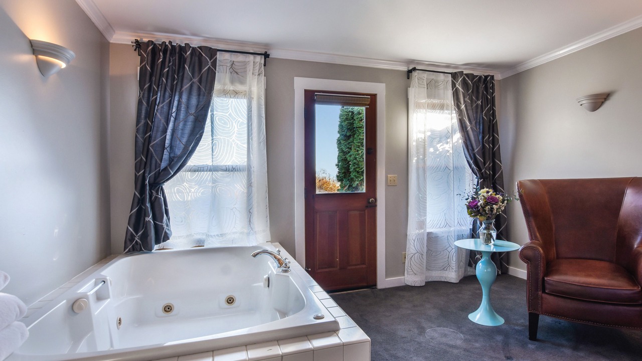 Photo of Bedroom in La Conner