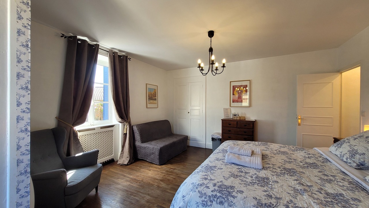 Photo of Bathroom in Aze