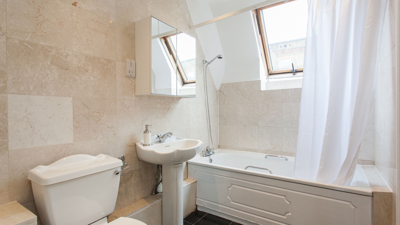 Photo of Bathroom in Spitalfields