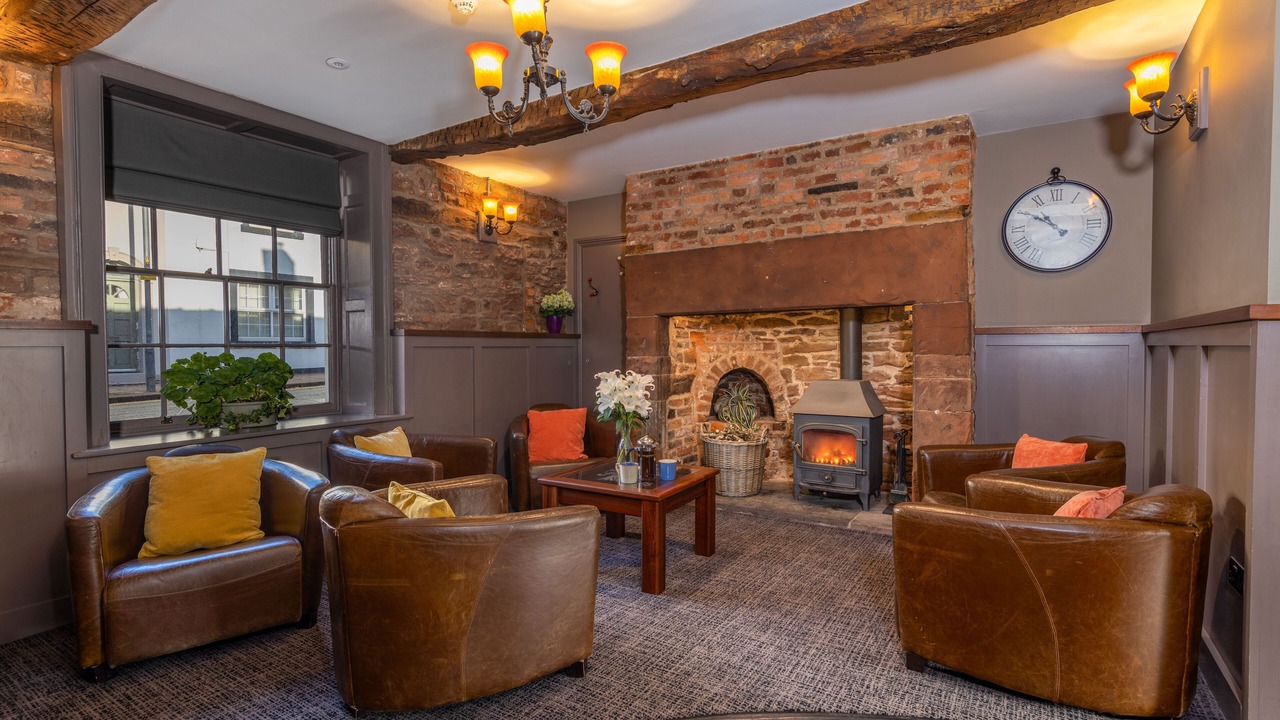 Photo of Others in Wing