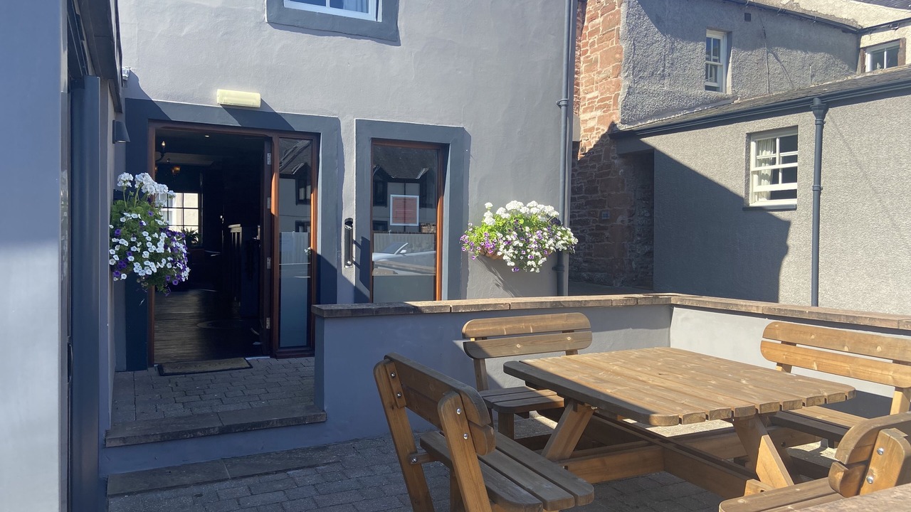 Photo of Patio Balcony in Wing