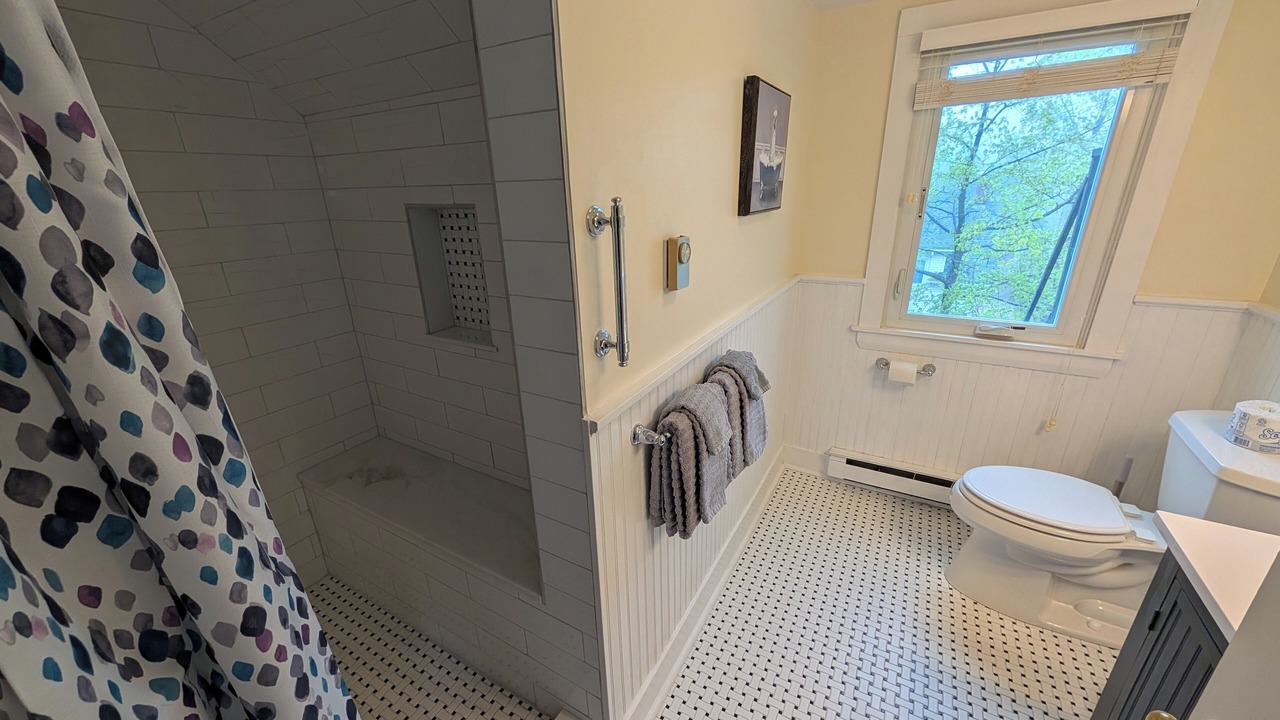 Photo of Bathroom in Ogunquit