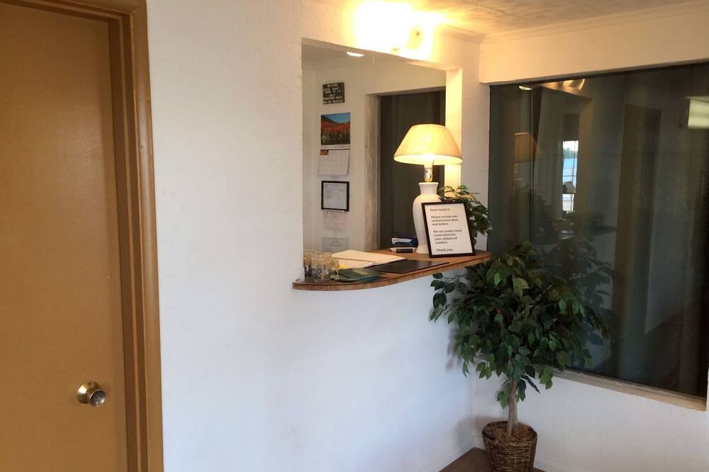 Photo of Others in Connell