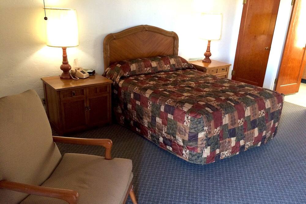 Photo of Bedroom in Connell