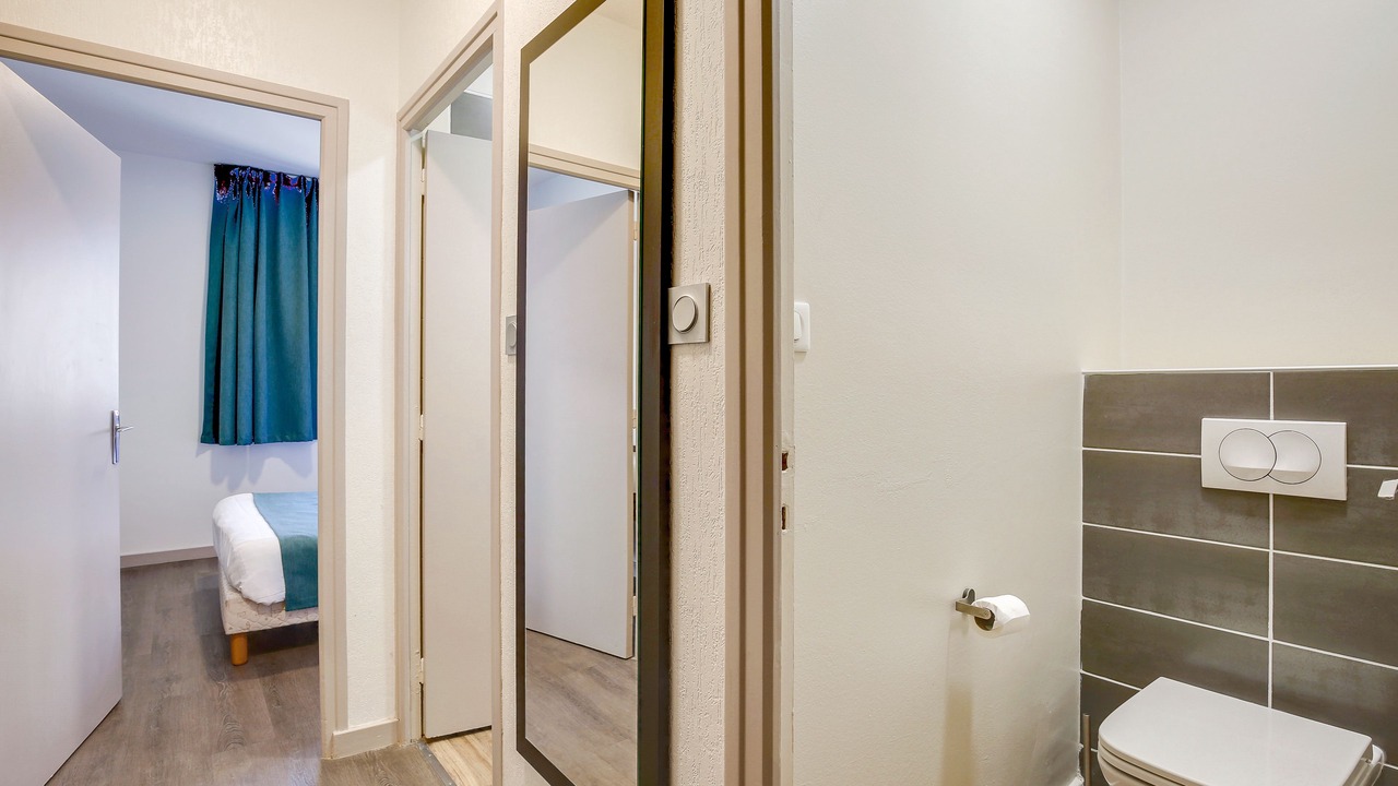 Photo of Bedroom in Saint-Claude