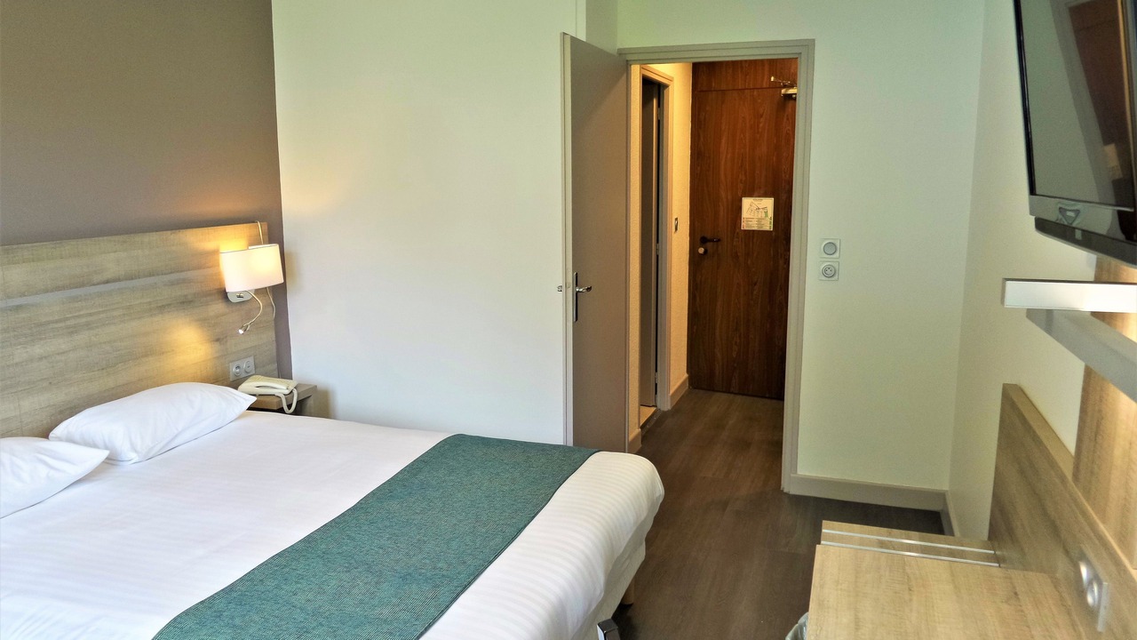 Photo of Bedroom in Saint-Claude