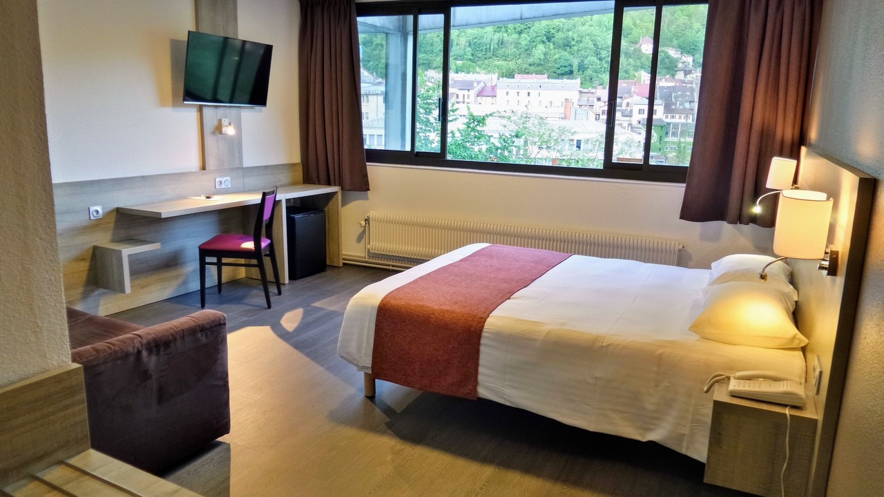 Photo of Bedroom in Saint-Claude