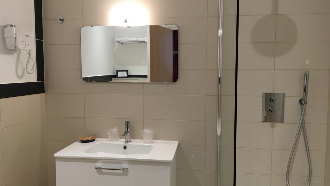Photo of Bathroom in Roussillon