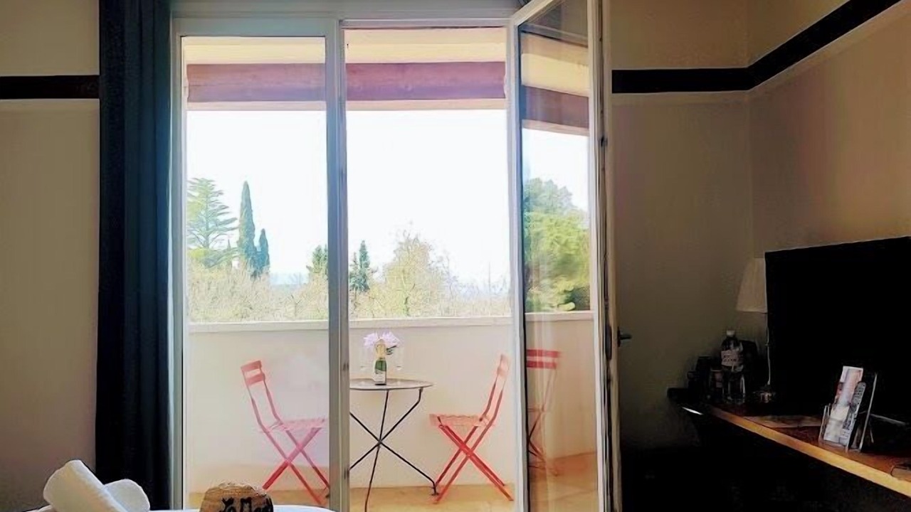 Photo of Patio Balcony in Roussillon