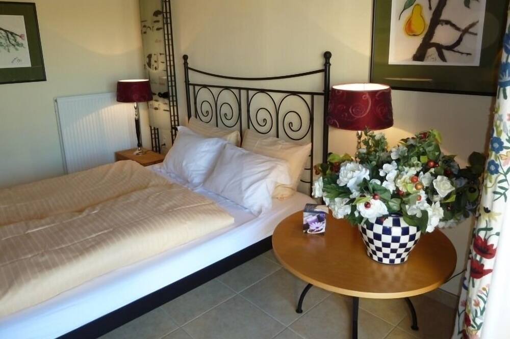 Photo of Bedroom in Paraza