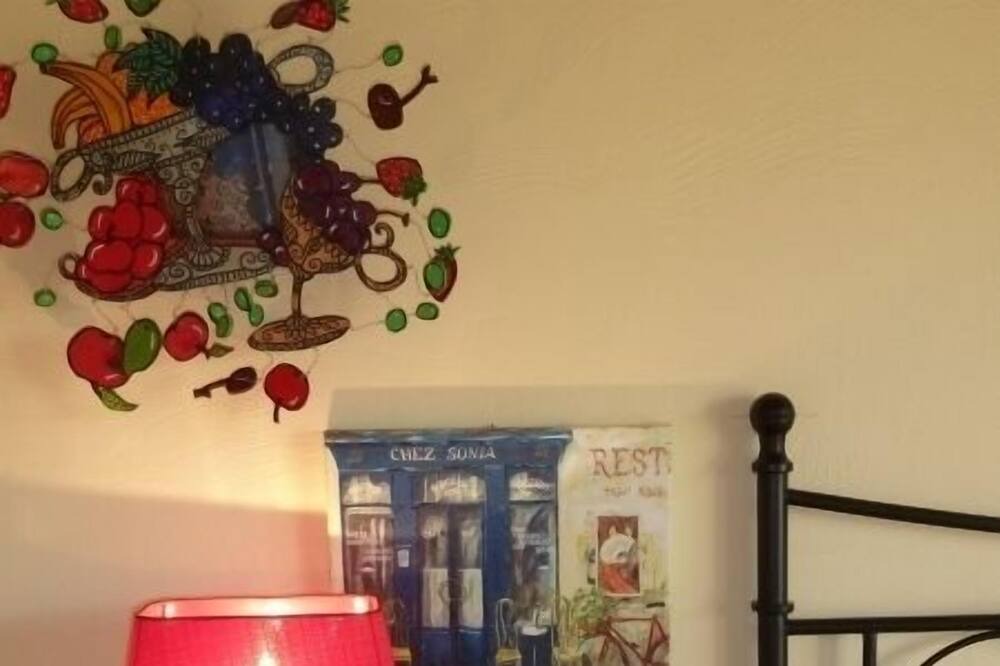 Photo of Bedroom in Paraza