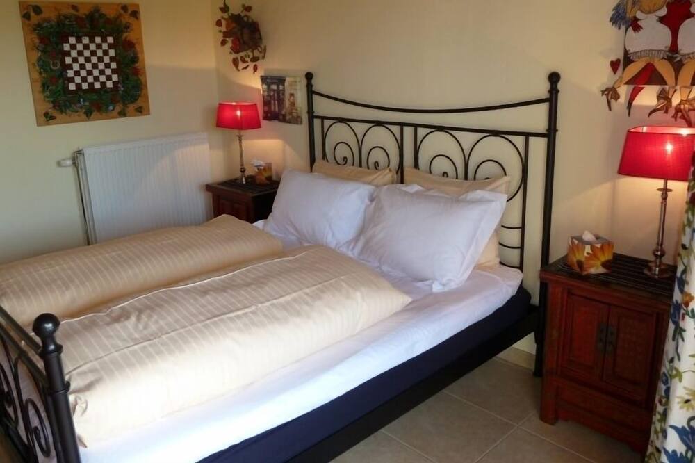 Photo of Bedroom in Paraza