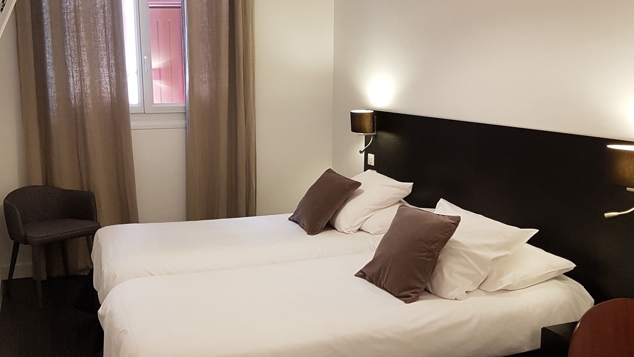 Photo of Bedroom in Biarritz City Centre