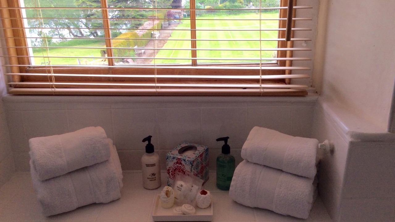 Photo of Bathroom in Glasbury