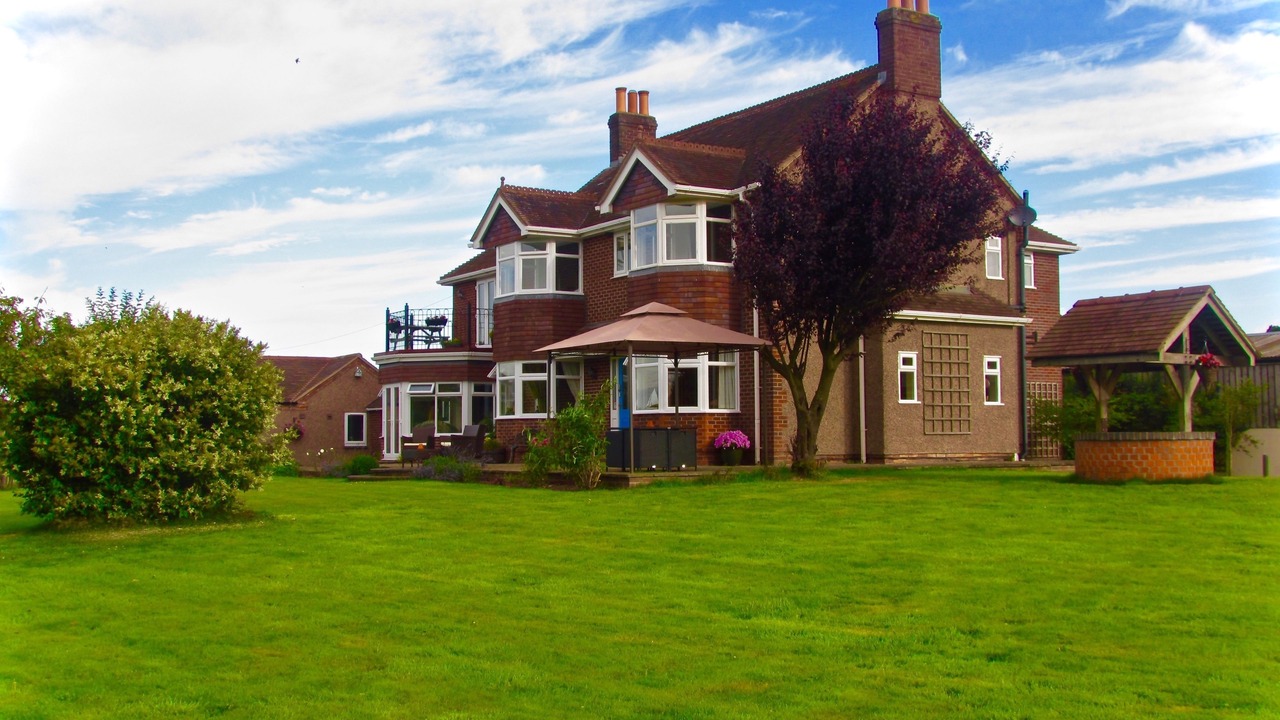 Photo of Buildings in Loppington