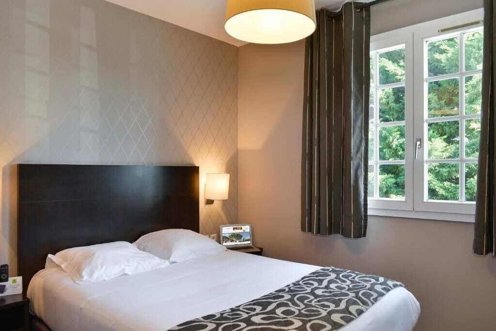 Photo of Bedroom in Azay-le-Rideau