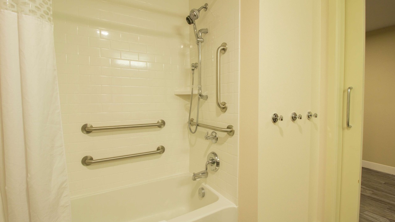 Photo of Bathroom in Cazenovia
