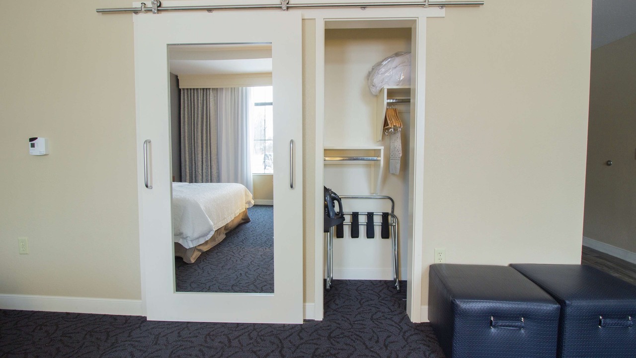 Photo of Bedroom in Cazenovia