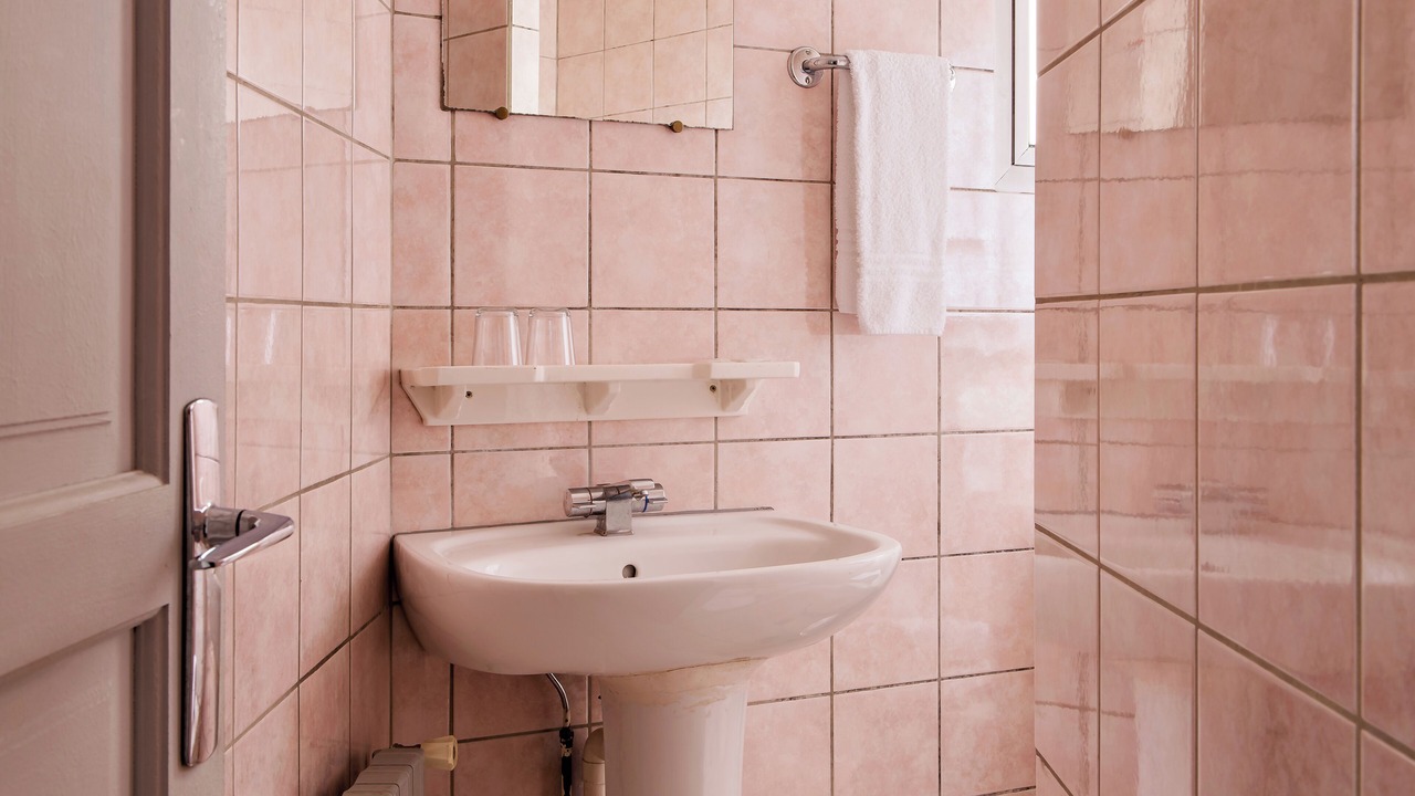 Photo of Bathroom in 19th Arrondissement