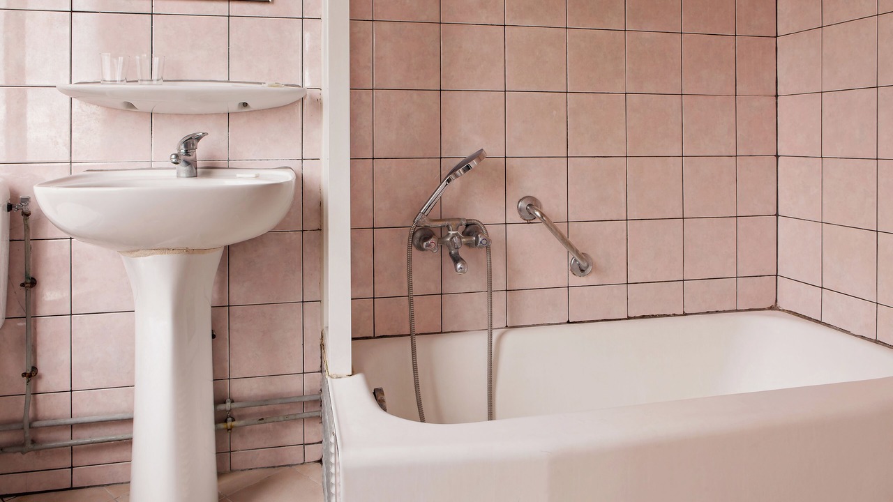 Photo of Bathroom in 19th Arrondissement