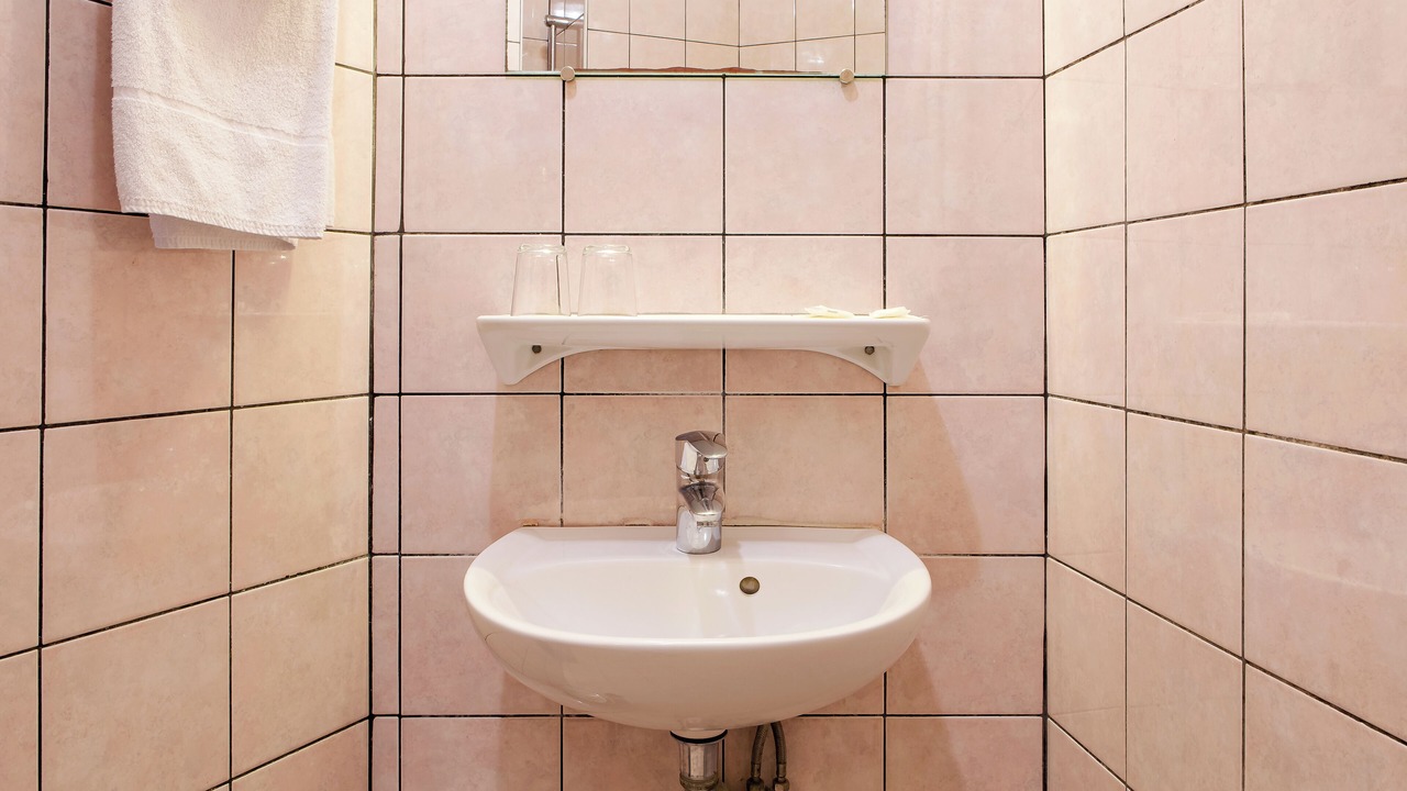 Photo of Bathroom in 19th Arrondissement