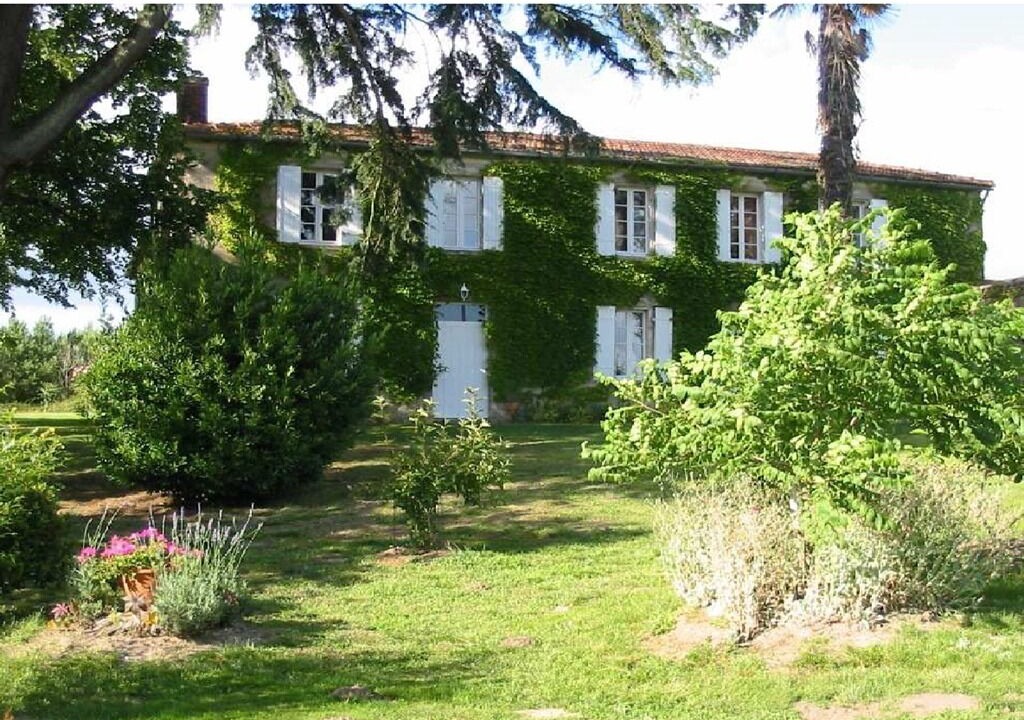 Photo of Outdoor in Gans