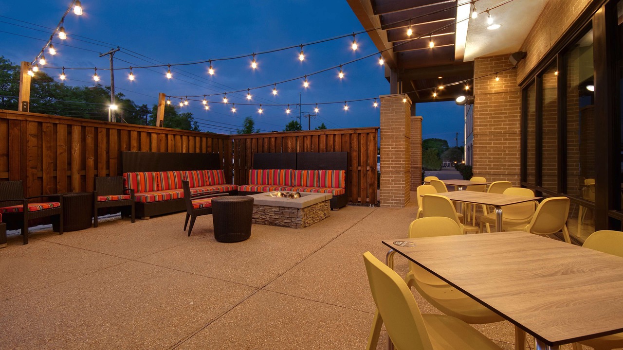 Photo of Patio Balcony in University